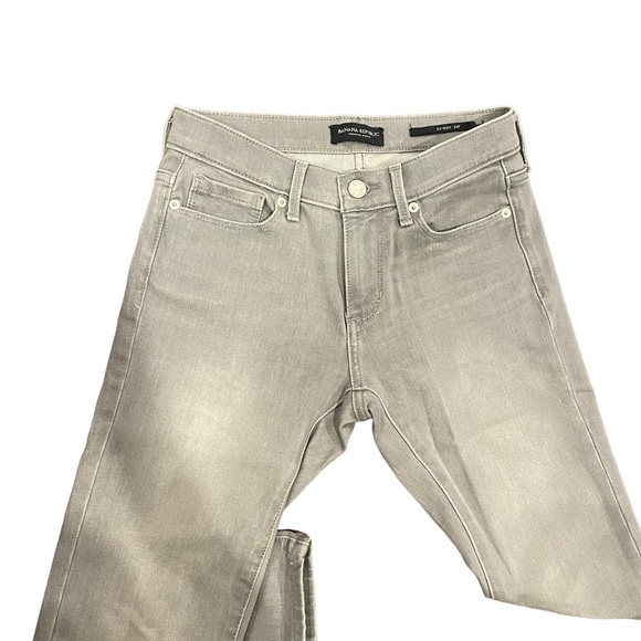 Banana Republic Grey Skinny Jeans Size 24 Petite